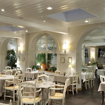 De La Jamagne & Spa جوراردُميه